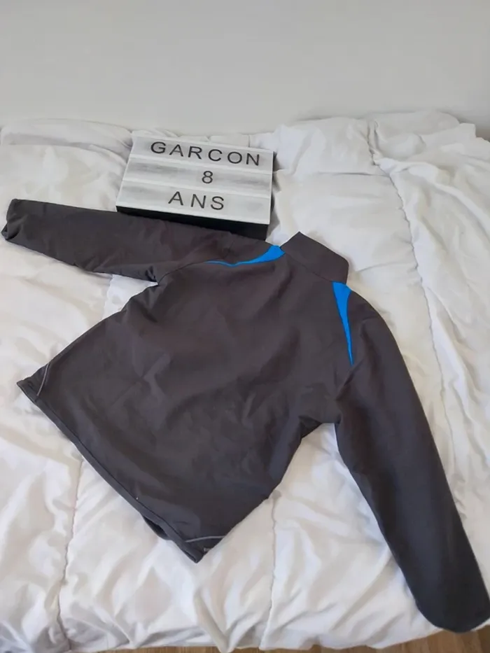 Veste de sport garçon 8 ans - photo numéro 2