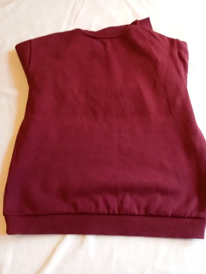 Pull de marque C &A et de taille 10ans - photo numéro 3