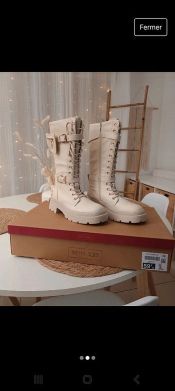 Jolie paire de bottes beige avec zip pointure 38 neuves avec étiquettes 🏷