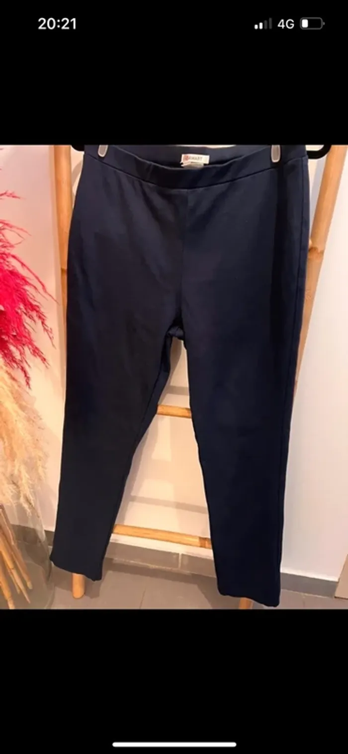 Pantalon bleu marine - photo numéro 2
