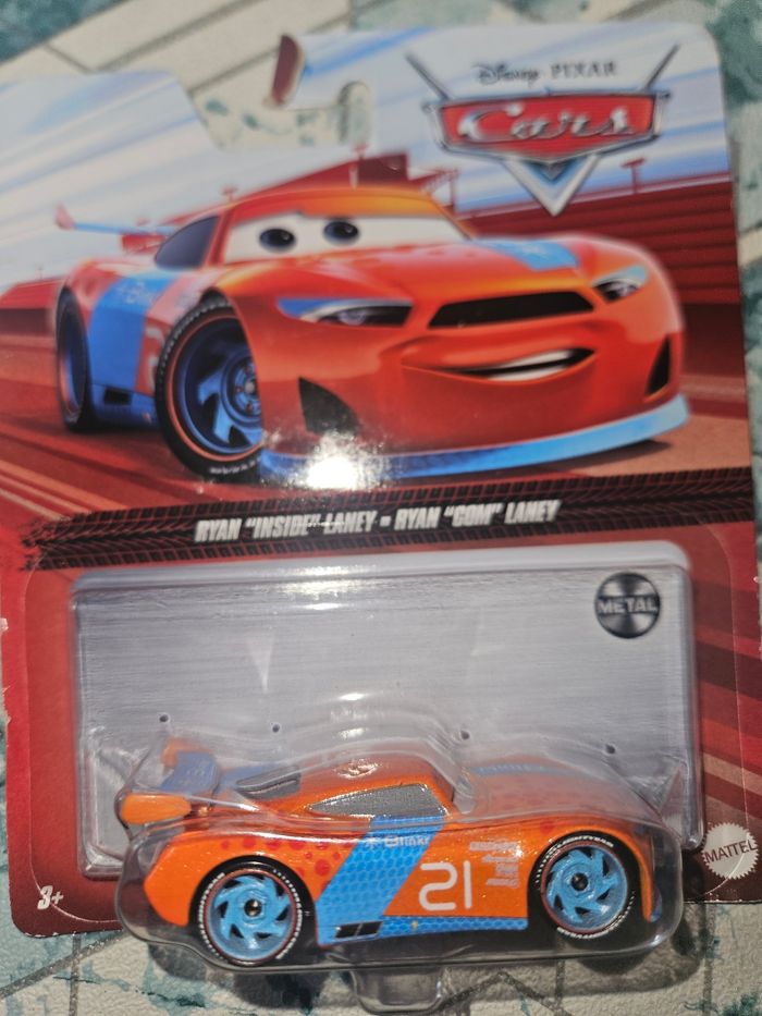 Voiture cars Mattel Disney Pixar neuve