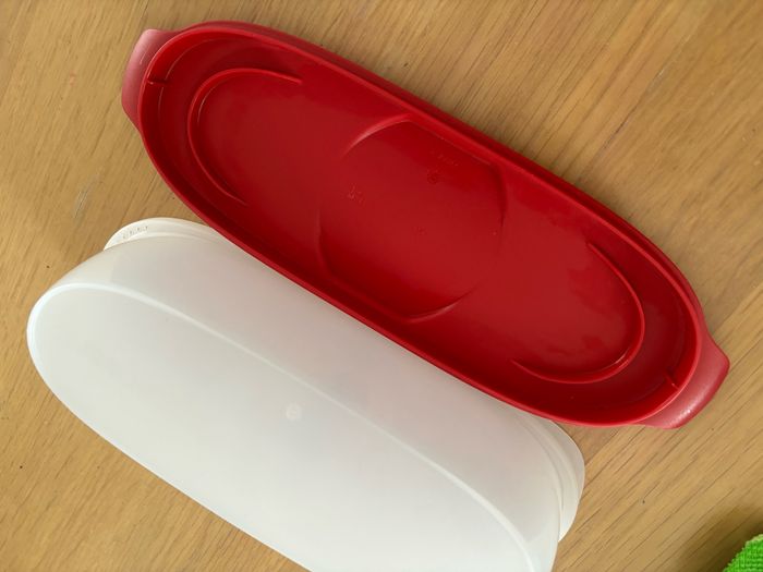 Boîte à saucisson Tupperware - photo numéro 3