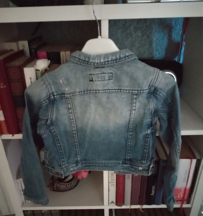 Jolie Veste en jeans courte 6/7 ans 100% coton neuve - photo numéro 10