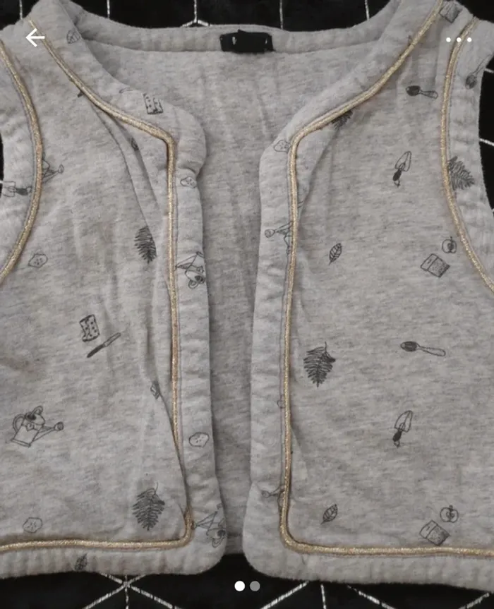 Lot vêtements fille 5/6 ans (29 pièces) - photo numéro 11