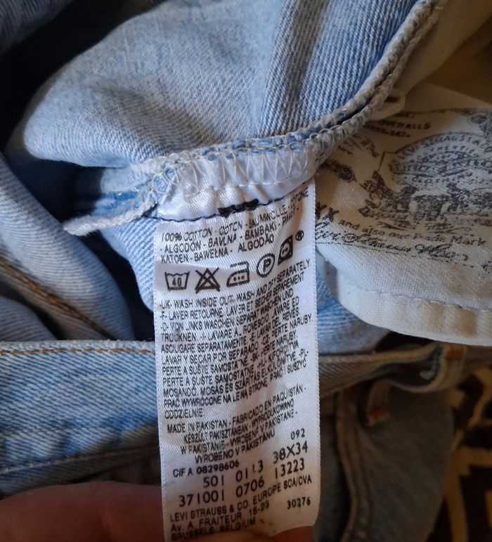 Jean's 501 Levi's taille 48 - photo numéro 5