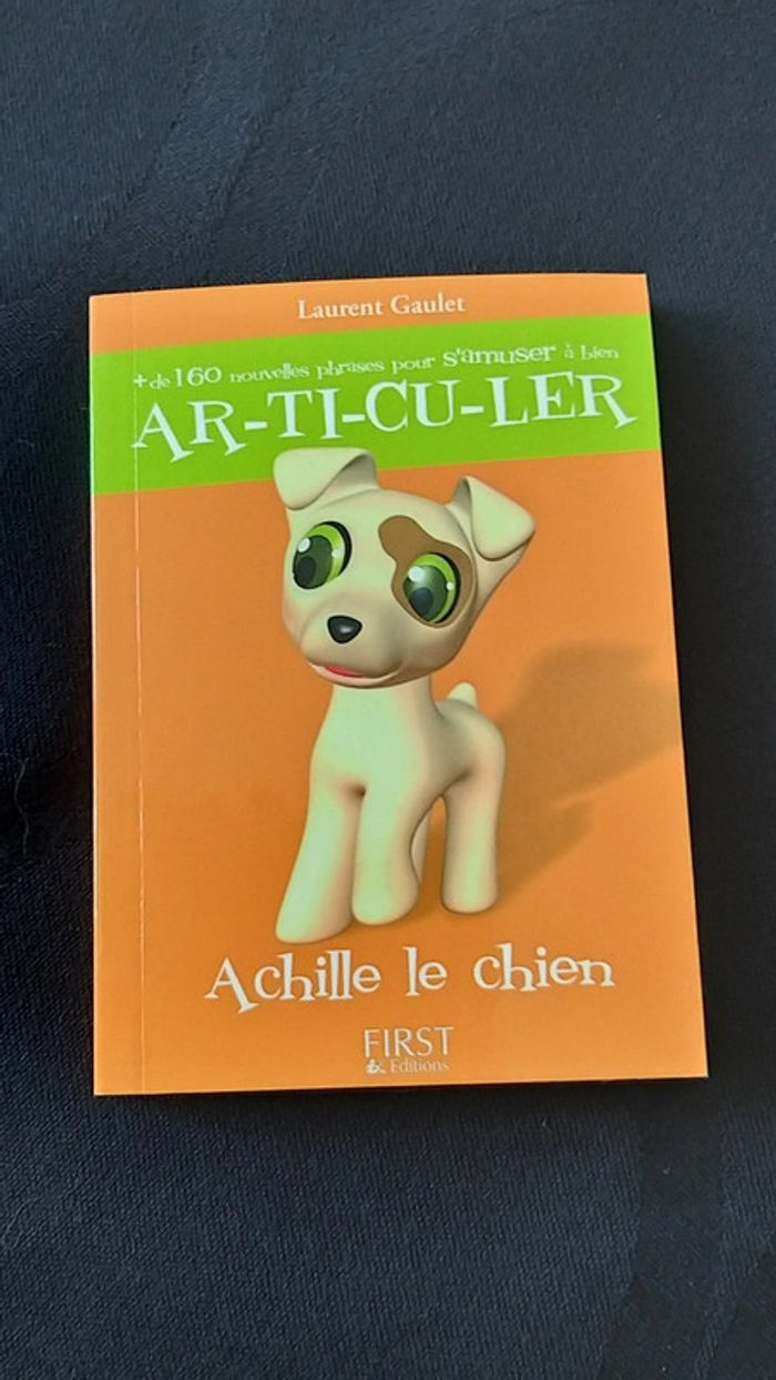 Mini livre " Achille le chien "
