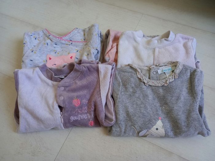Lot 4 pyjamas 3 mois - photo numéro 2