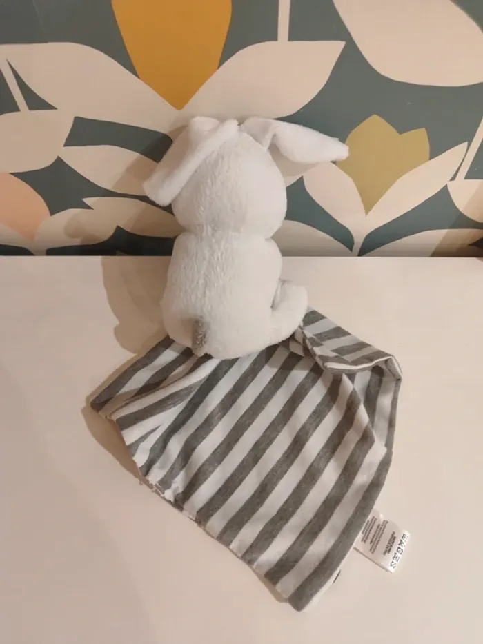Doudou plat lapin mouchoir les chatounets - photo numéro 2