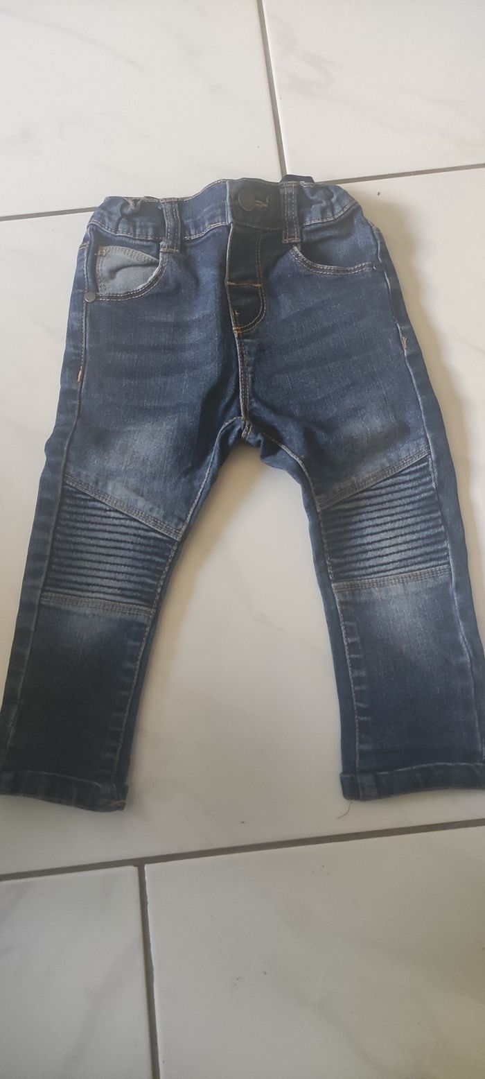 Jeans Gémo 18mois