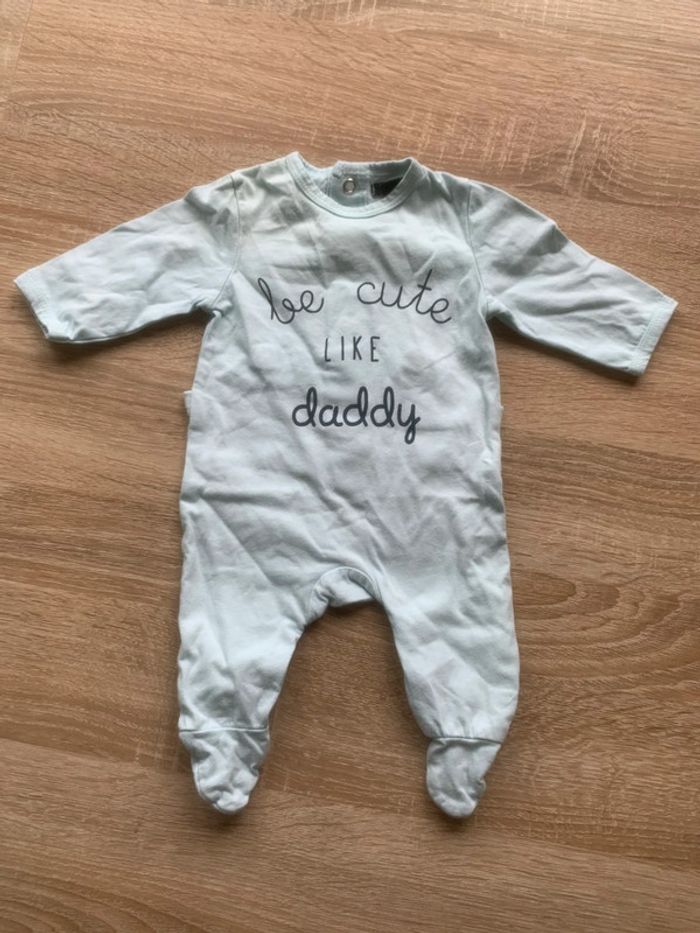 • Pyjama Daddy ~ 1 mois •
