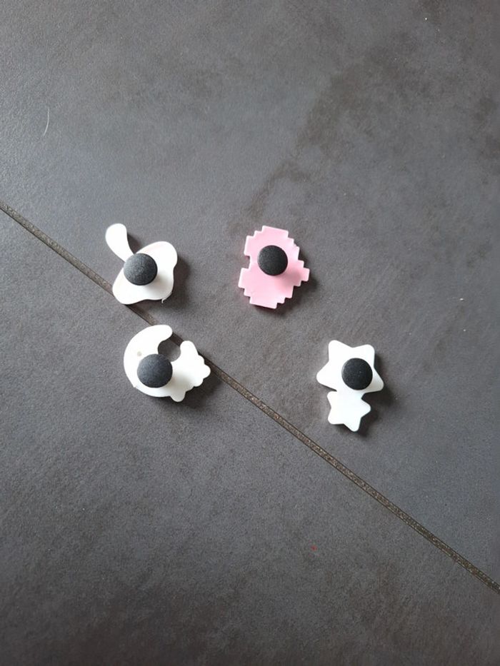 Lot de 4 breloques pour Crocs neuves - photo numéro 2
