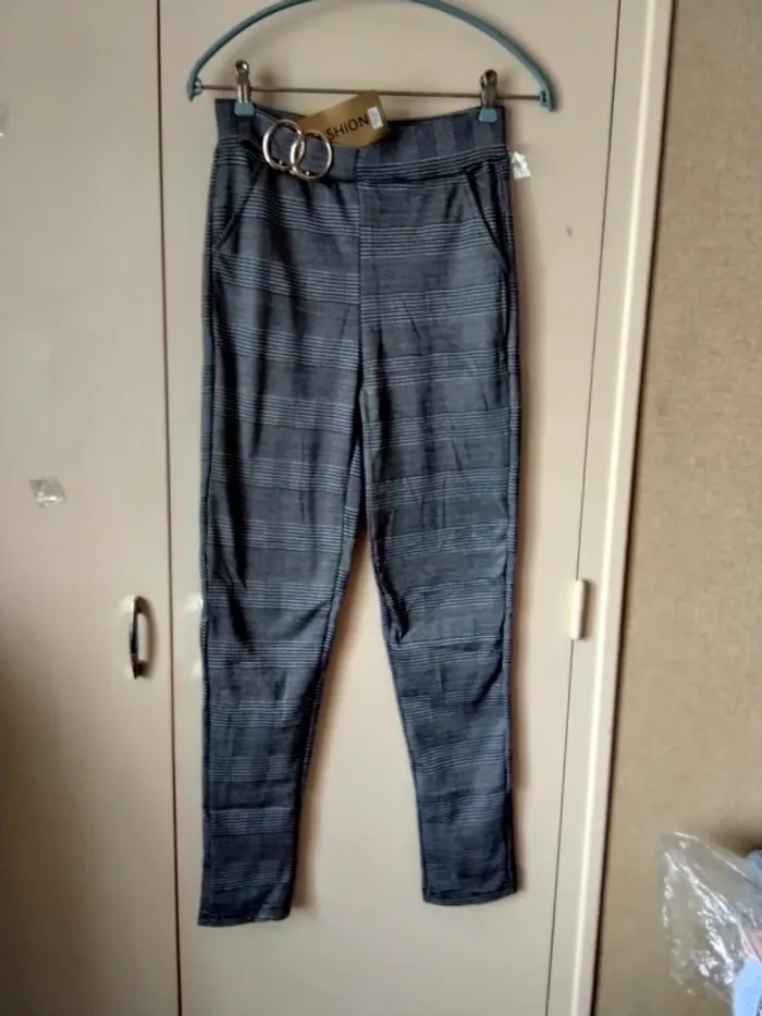 Pantalon legging très habillé (A130)