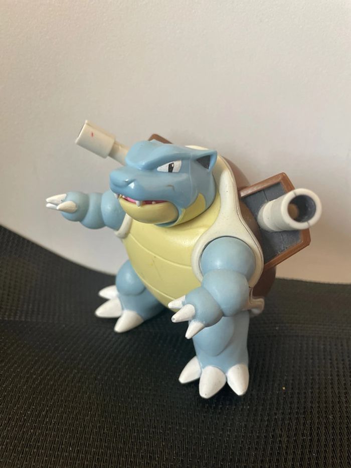 Grande Figurine Tortank WTC Pokémon Nintendo 9cm officiel 2019 - photo numéro 4