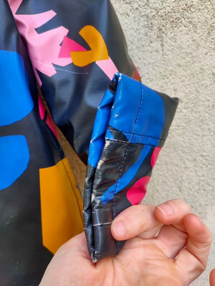 Veste imperméable Catimini taille 5 ans - photo numéro 8