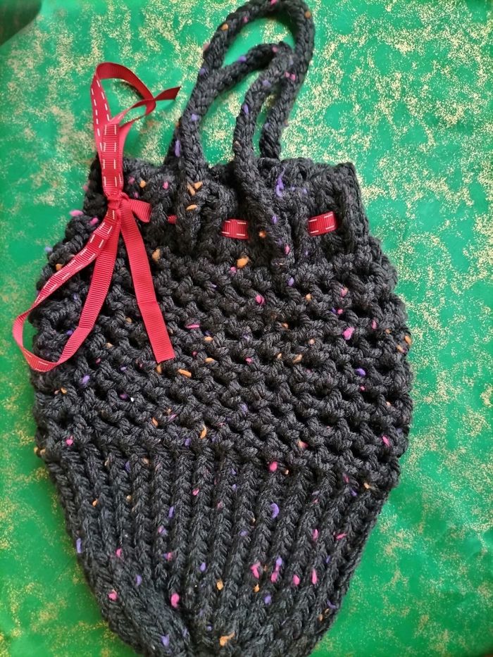 Idée cadeau :Petit sac en laine
