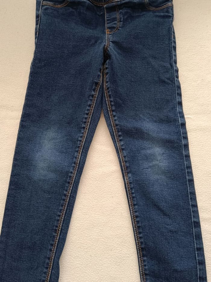 🌸 Deux jeans - Taille 6 ans 🌸 - photo numéro 4