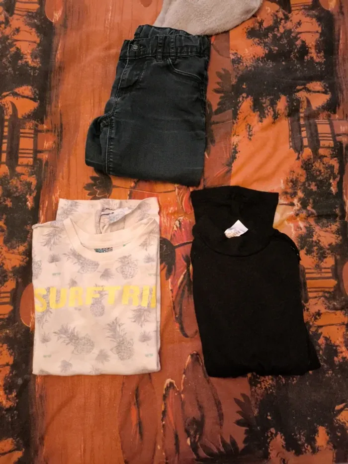 Lot de 3 vêtements en 12 ans