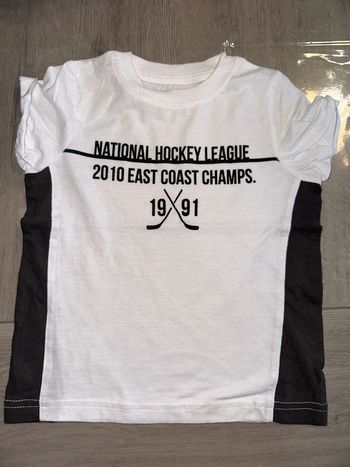 T-shirt hockey