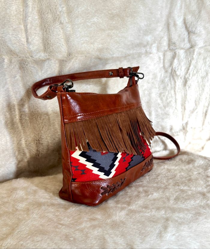 Sac bandoulière western bohème marron rouge style amérindien à franges neuf - photo numéro 4