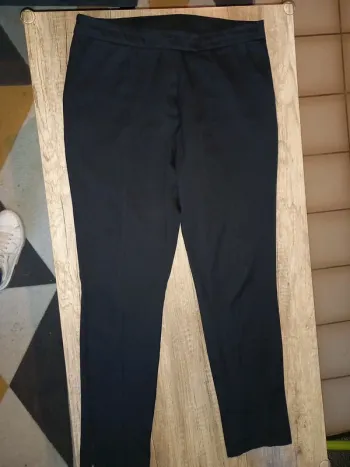 Pantalon noir 42