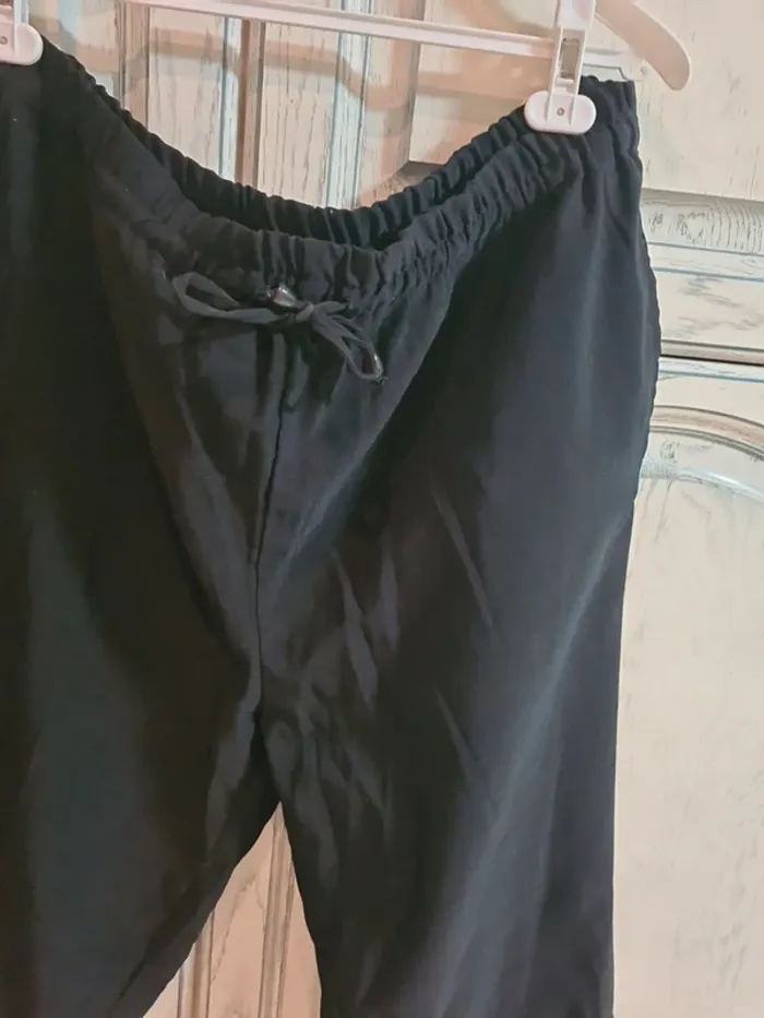 Pantalon 3/4 noir - photo numéro 3
