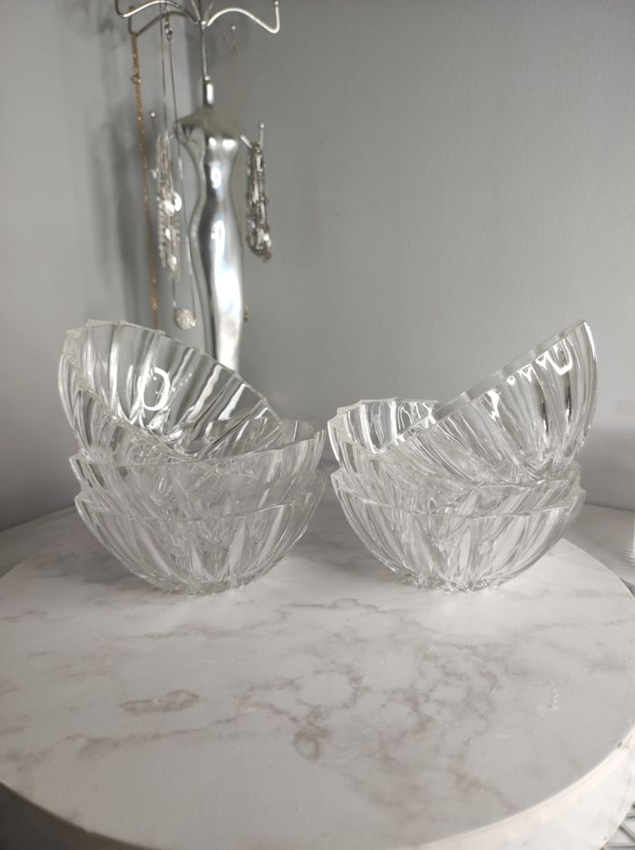 Coupelles anciennes verre taillé