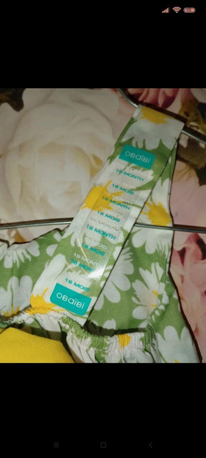 Robe fleurie avec son chapeau 18mois - photo numéro 4