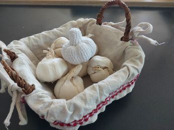 🧄 Petit ail au crochet – Fait main en coton – Dinette ou Déco