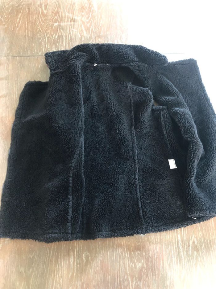 134 - Veste fourrée sans manches - photo numéro 3