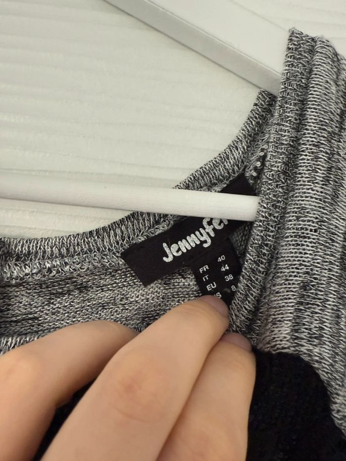 Haut t-shirt pull d'hiver gris moucheté décolleté en dentelle manches 3/4 - photo numéro 6
