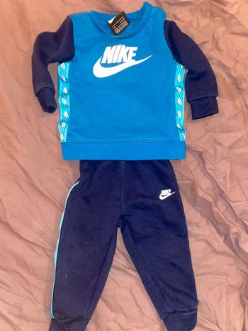 Ensemble pull et jogging Nike