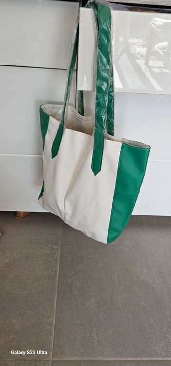 Sac idéal fourré tout course ou plage 42x33x10 cm