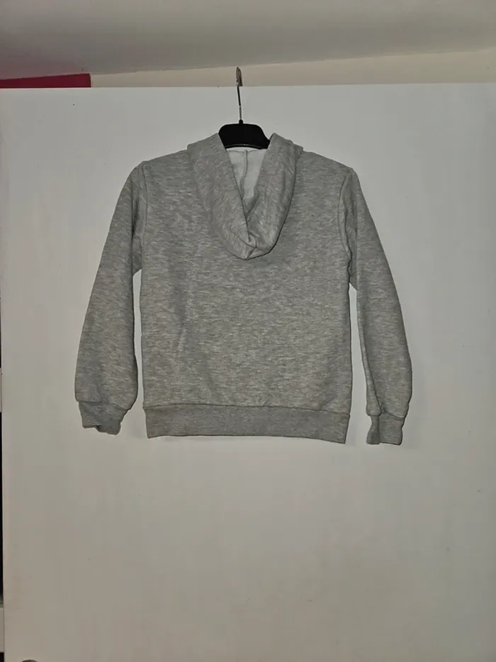 Pull 8 ans - photo numéro 2