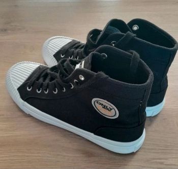 Baskets Only femme taille 40