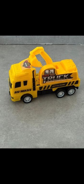 Camion pelleteuse