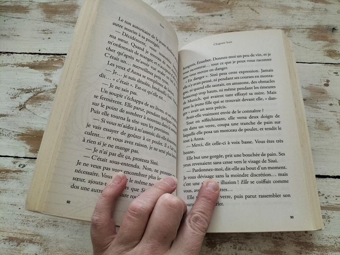 Livre Sissi l'inconnue du lac de starnberg - photo numéro 3