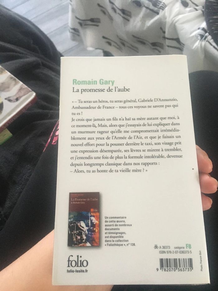 Livre scolaire - photo numéro 2
