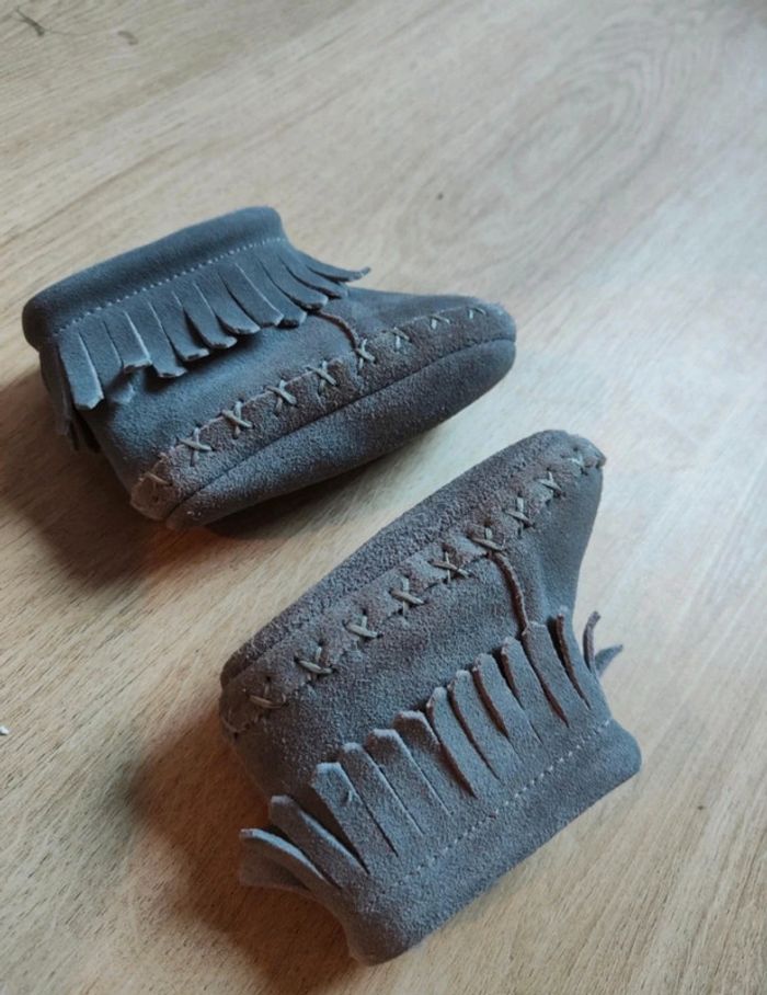 Botte fourrée environ 12-18mois - photo numéro 2