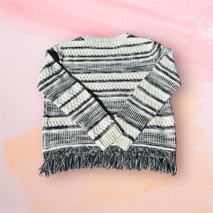Pull noir et blanc Forever 21 – Taille M (taille petit) - photo numéro 5