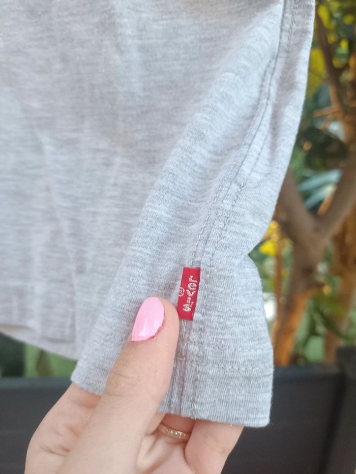 T-shirt Levi's garçon taille 12 ans. - photo numéro 6