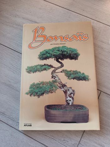 Livre Bonsaïs par Christine Stewart