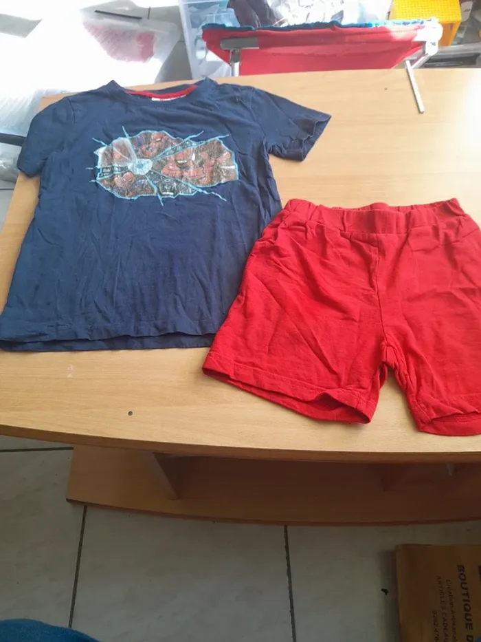 Ensemble été spiderman 5/6ans