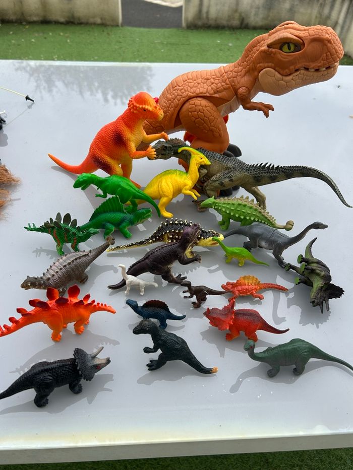 Lot dinosaures