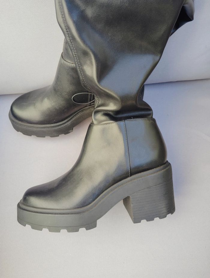 Bottes hautes taille 37 neuves - photo numéro 5