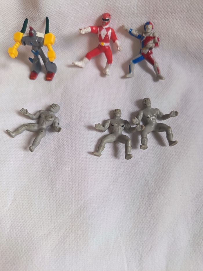 Lot petite figurines power rangers de 4cm - photo numéro 4