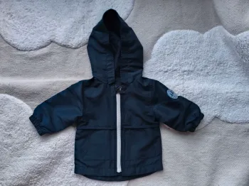 🧥 Veste imperméable bleu marine Kiabi – Taille 3 mois 🧸