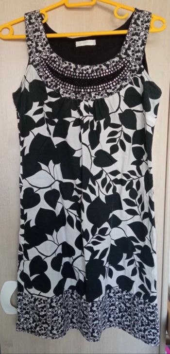 Robe col bijou