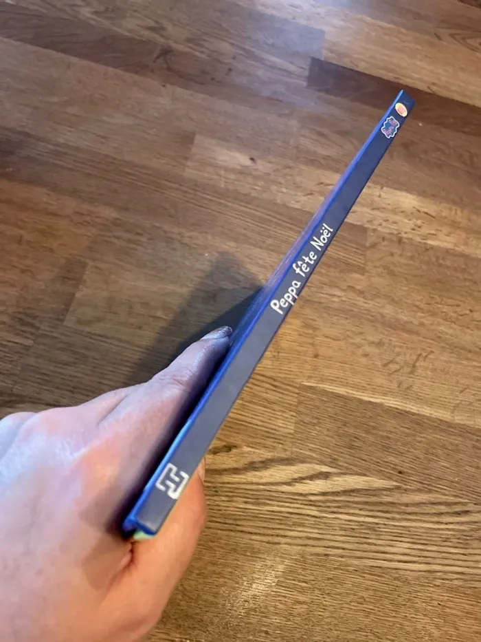 Livre Peppa Pig Peppa fête Noël - photo numéro 2