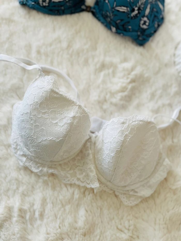 Lot soutien-gorge 70/75C - photo numéro 3