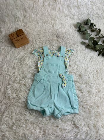 Salopette courte et t-shirt Obaibi taille 3 mois